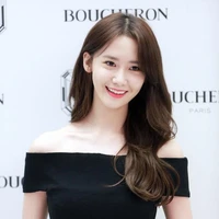 เดลล์(นางเอก)