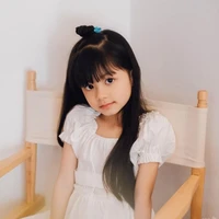 อลิสา:วัยเด็ก