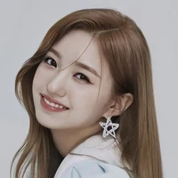 Kang Yeseo