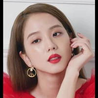 KIM JISOO