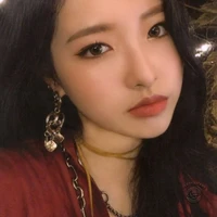 seo-yun(irmã do jimin)