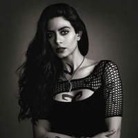 Isabelle/ Izzy