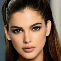 Nuray Robins (hermana de Selene)