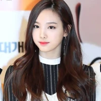Im Nayeon