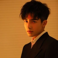 ฮัน โดยุน •เลขา•