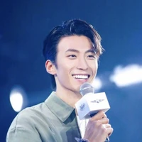 ท็อปส์(พี่ชายพระเอก)