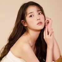 IU (kaka lisa)