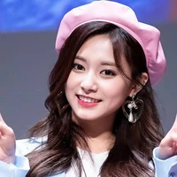 Vera (Sahabat Lia)