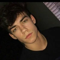 Nick(melhor amigo de jade)