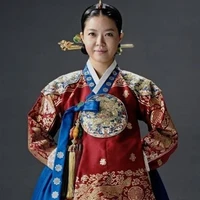 Kim ji-soo(queen)