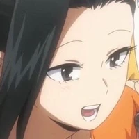 ยาโอโยโรซึ โมโมะ