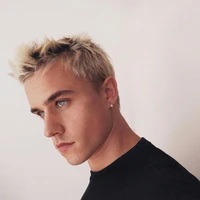 Nicolás