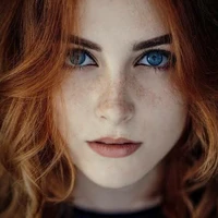 Julie(prima da mel)