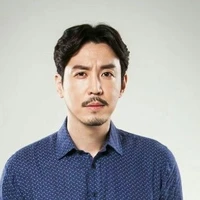 Do-Hyeon(pai adotivo)