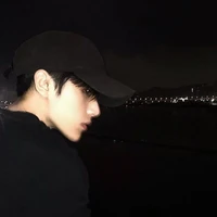 พ่อของหวังอี้ป๋อ