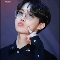 Kim hoseok(mom)