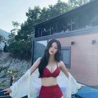 อมยิ้ม