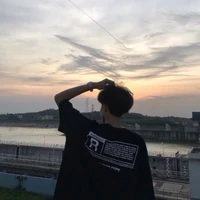พิว(เพื่อนพระเอก)