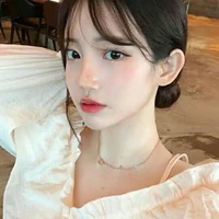 ใบเตย​ {นางเอก}​