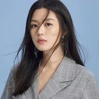 DIANA (ibu tiri Alice)