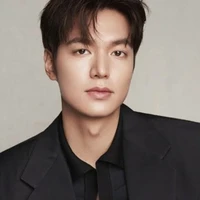 Min Ho Manoban(Papa)