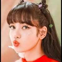Min Lalisa Alexander Smith(Alice)