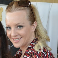 Anna Carter (ml mom)