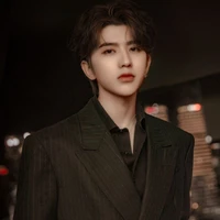 𝐀𝐫𝐤𝐚𝐧 𝐁𝐥𝐢𝐭𝐨𝐧 𝐌