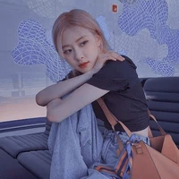 โรส(เพื่อนนางเอก)