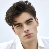 Marcos Brown amigo de Tessa