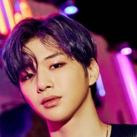 Si Woo
