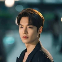 ภูผา(พ่อนางเอก)