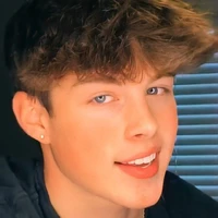 Caio(Namorado Da Karina)