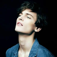Mathias Herrera (Amigo de W y H)
