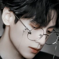 คากิ(พ่อนางเอก)