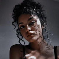 Francesca Romano(vadia,escrota)