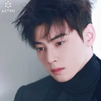 ไมค์(พระเอก)