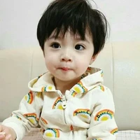 เวีย(ลูกพระเอกเเละนางเอก)