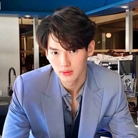 ไวน์•พระเอก•