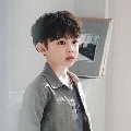 วิว (พระเอกตอนเด็ก)
