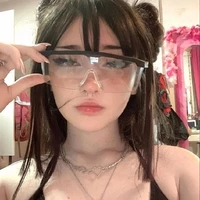 พีช(เพื่อนนางเอก)