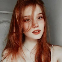 Anna Taylor ( irmã da Mari )