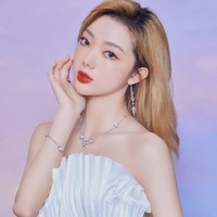 มีมี่ลี ไอดอลจีน