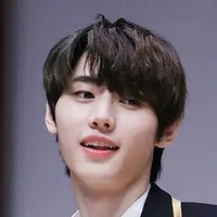 สกาย(เพื่อนพระเอก)