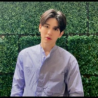 นิว