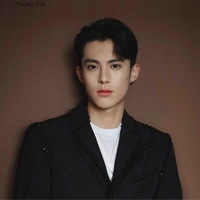หรัญญ์:พระเอก