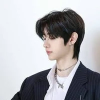 *Sunghoon*