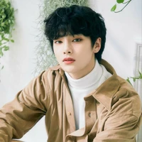 Jeongin /i.n