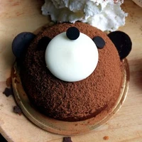 พี่🐻 คนดูแลเด็กในสถานเด็กกำพร้า