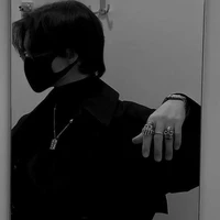 คิรา(น้องชายพนะเอก)